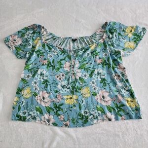 Torrid Top Size 2 Rayon Slub Flutter Sleeve Blouse Blue Floral Lightweight